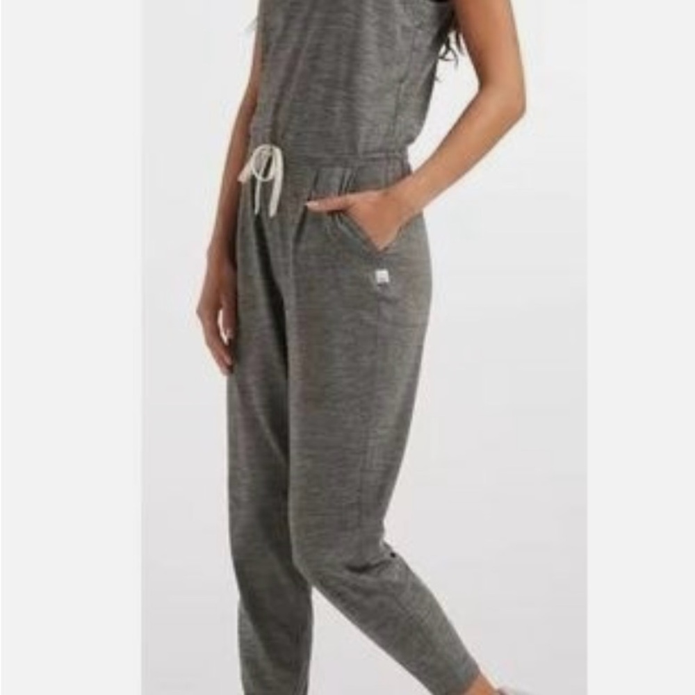 Vuori Gray Jumpsuit with Drawstring Waist and Tapered Legs